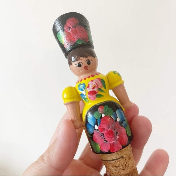 Vintage Wine Stoppers Set 2 Hand Painted Wood Man Woman Budapest Folk Art - Picture 5 of 7